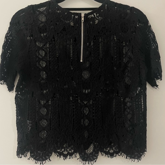 BLACK LACE TOP WITH SLEEVES! - Picture 2 of 3